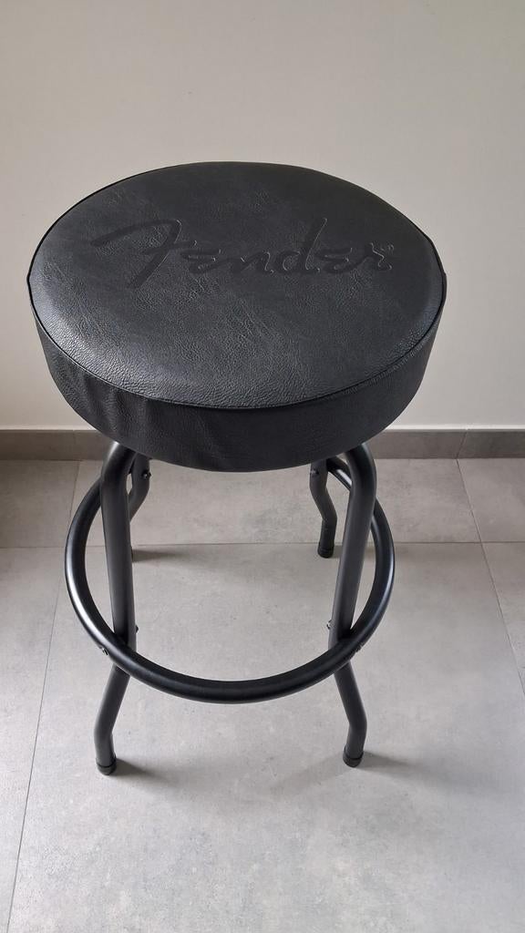 Chaise de bar Fender, Enlèvement, Neuf, 60 à 90 cm