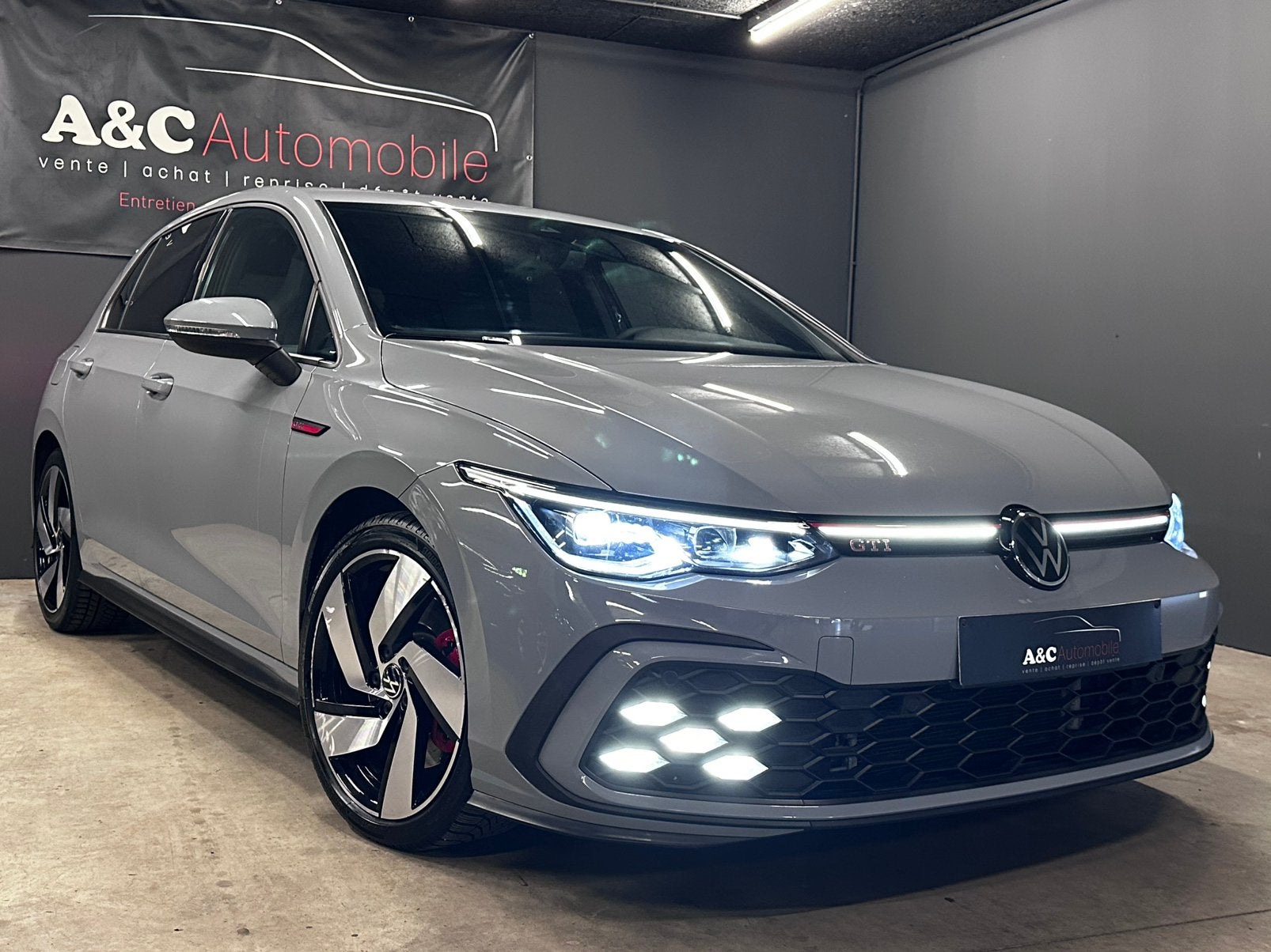 Vw Golf 8 GTI performance 245CH 2022 Dsg, Autos, Argent ou Gris, Achat, Euro 6, Entreprise