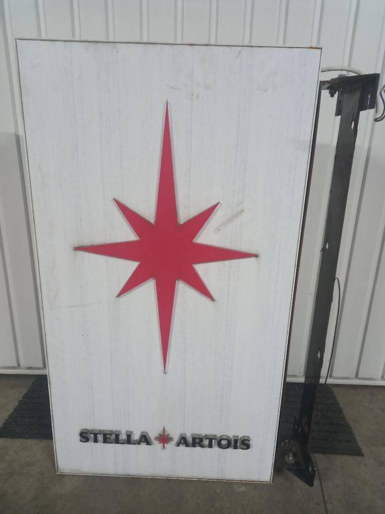 Stella Artois lichtreclame gevel, Verzamelen, Ophalen, Gebruikt, Lichtbak of (neon) lamp