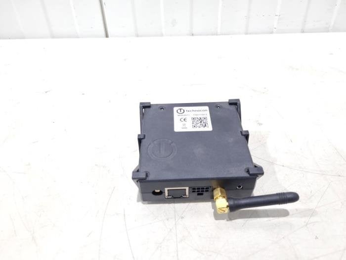 Antenne amplificateur d'un Audi A7, Autos : Pièces & Accessoires, Électronique & Câbles, Audi, Utilisé, 3 mois de garantie, Enlèvement ou Envoi