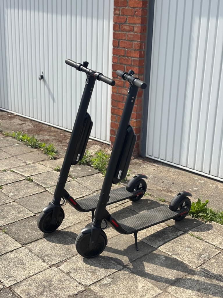 Ninebot elektrische step, Ophalen, Zo goed als nieuw, Elektrische step (E-scooter)