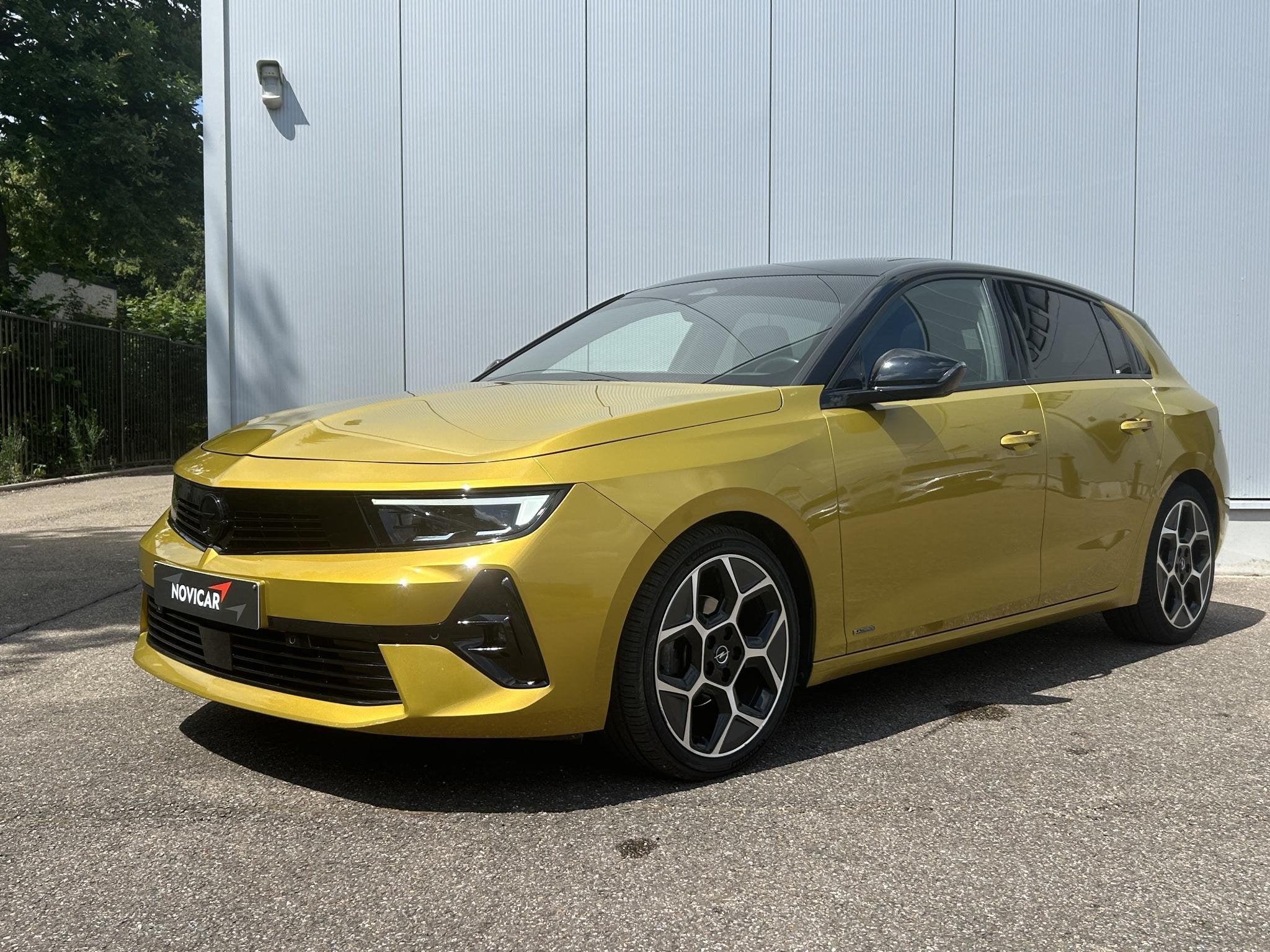 Opel Astra 1.2 Turbo 96kW S/S Ultimate - DOS 9053, Auto's, Stof, Gebruikt, Automatische klimaatregeling, https://public.car-pass.be/vhr/361460c4-efeb-462a-a63a-f8e185dd2fca