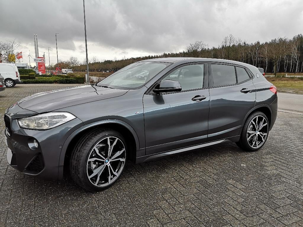 Bmw X2, Autos, Argent ou Gris, Entretenue par le concessionnaire, Noir, 5 portes