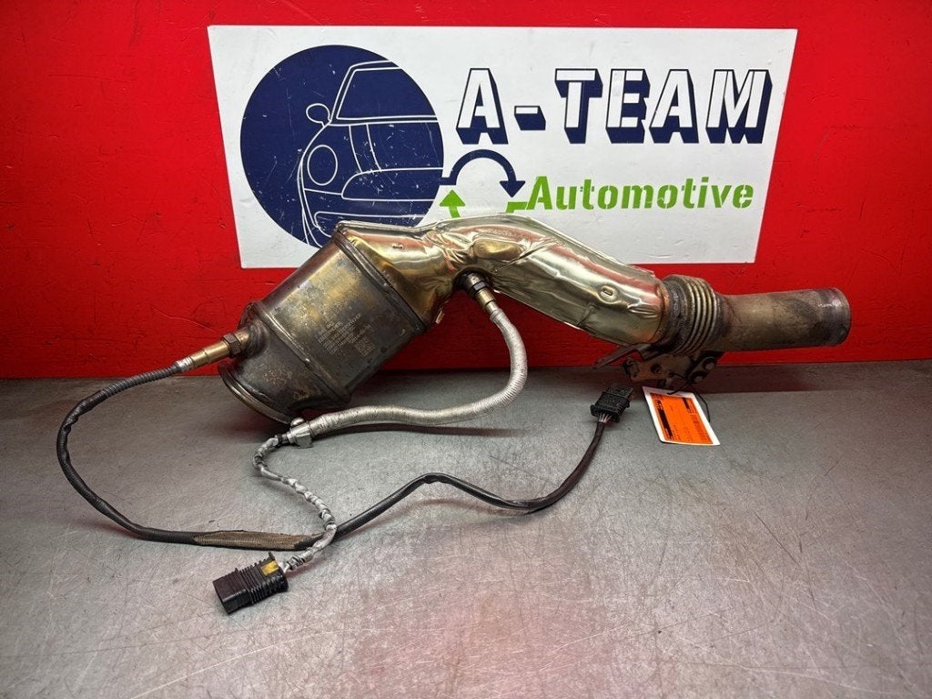 KATALYSATOR BMW 4 serie (F33) (|18327848041|7848041|), Gebruikt, BMW, Petuelring 130
80809  München, DE, Bayerische Motoren Werke AG