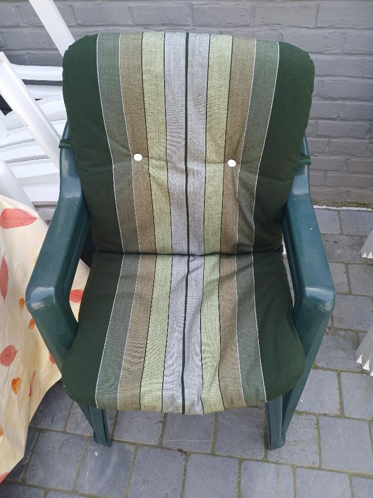 3 tuinkussen 97x50, Ophalen, Gebruikt