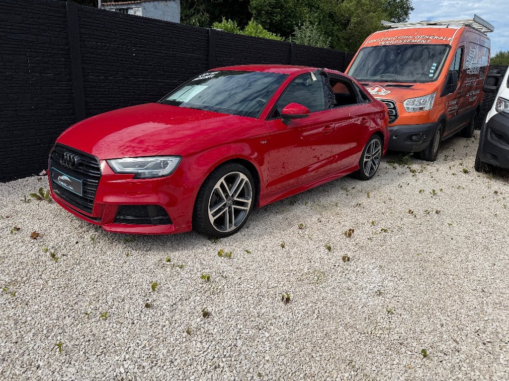 Audi A3 Limousine 1.5 TFSI!  S line !  MARCHAND / EXPORT !, Autos, Achat, Euro 6, Entreprise, Air conditionné
