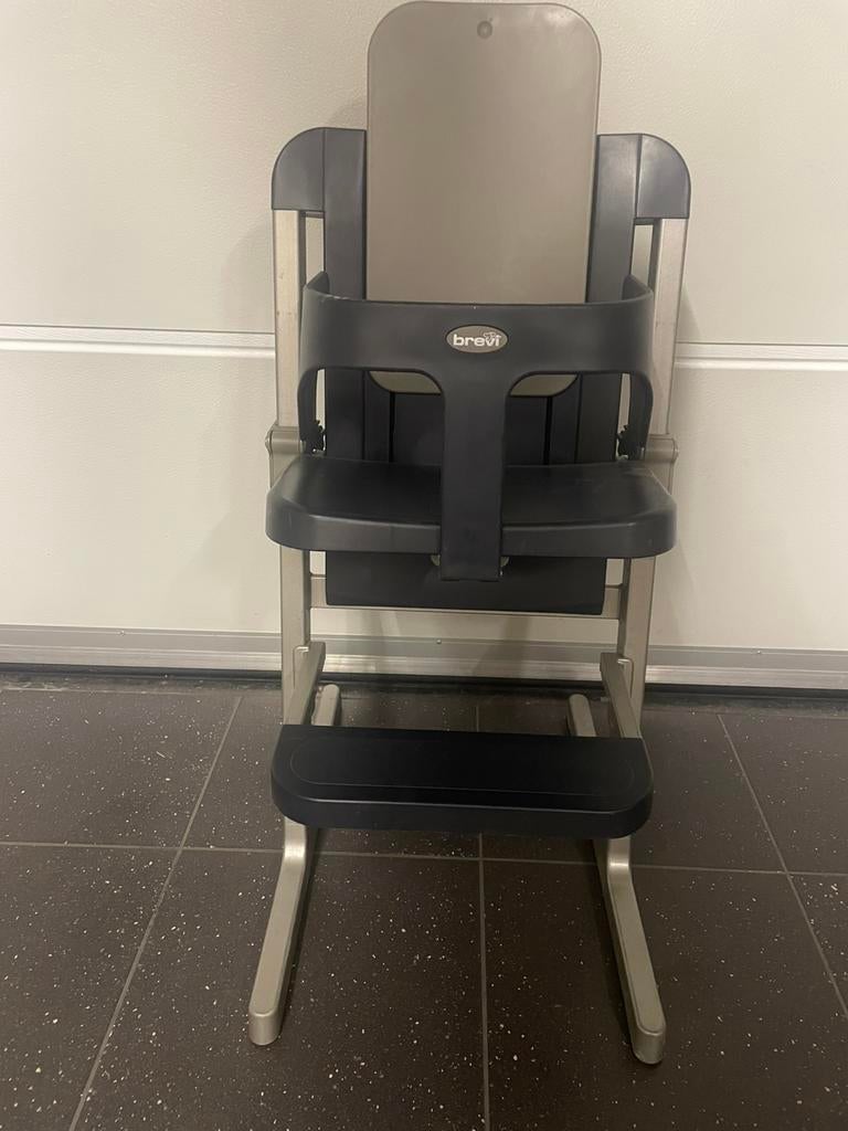 Chaise pour enfant Brevi, Enfants & Bébés, Enlèvement, Comme neuf