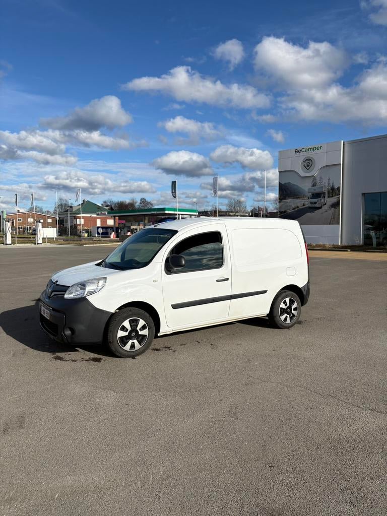 Renault kangoo 1,5Dci, Auto's, Bestelwagens en Lichte vracht, Zwart, 4 cilinders, Renault, Particulier