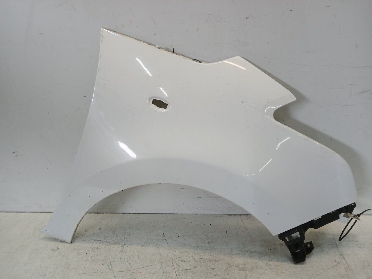 Spatbord rechts voor Citroën C3, Onderdelen@venauto.nl, Van der Ven Autorecycling B.V., Ettenseweg 76, 4706 PB Roosendaal, The Netherlands