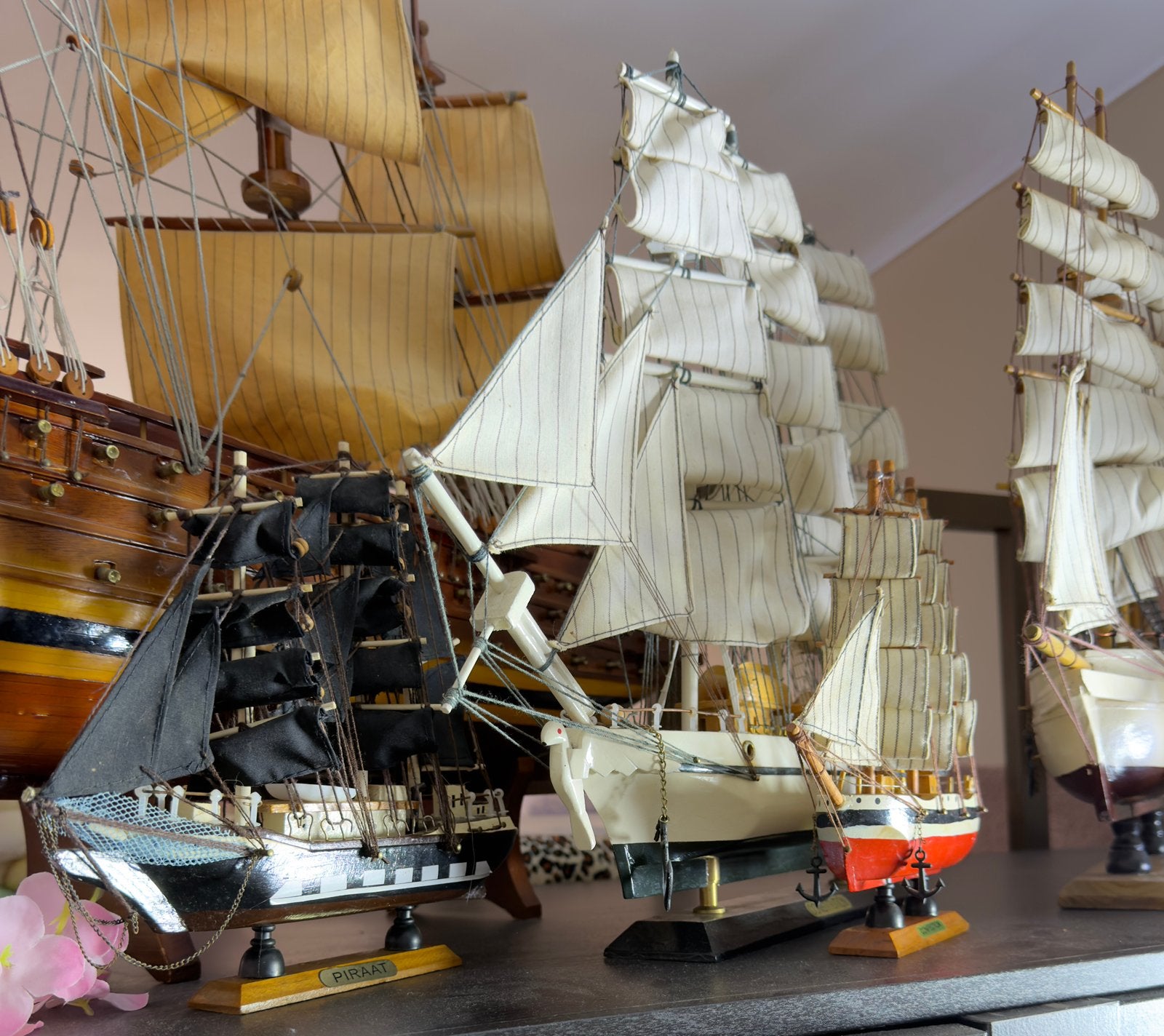 Ensemble de bateaux anciens - création a la main, Hobby & Loisirs créatifs, Enlèvement ou Envoi, Comme neuf