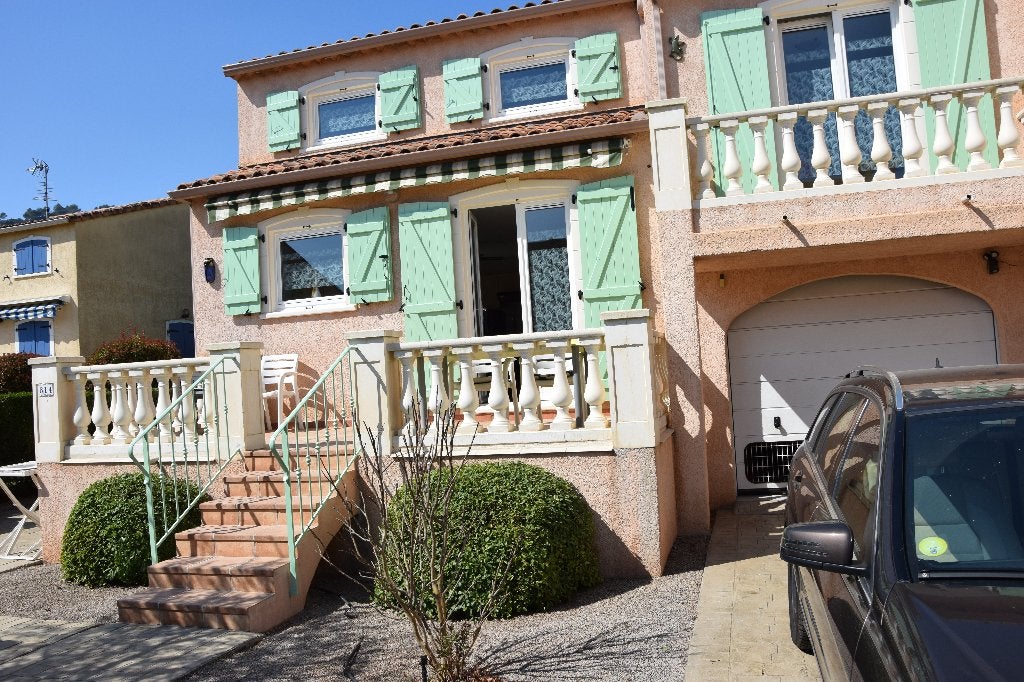 Te Huur: villa B14, Domein " le Clos des Oliviers", Dorp, Afwasmachine, Provence en Côte d'Azur, Aan meer of rivier