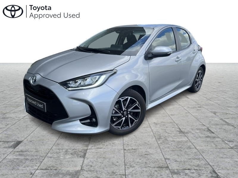 Toyota Yaris 1.5 Hybride Iconic + Navi, Auto's, Automaat, 1490 cc, 5 deurs, Hybride Elektrisch/Benzine