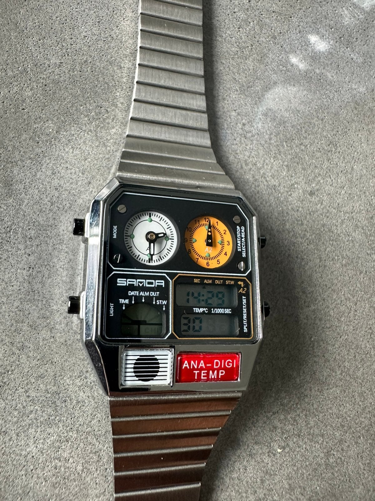 Digitale horloge met temperatuur functie, Enlèvement ou Envoi