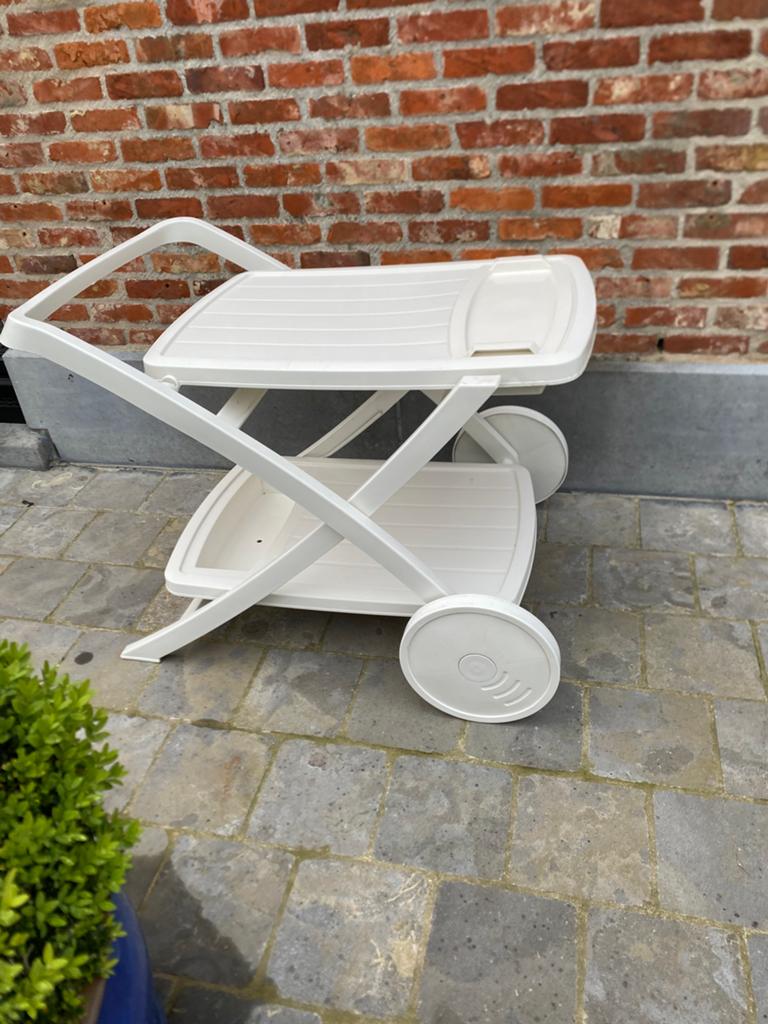 Serveer kar witte harde plastic, Enlèvement, Comme neuf