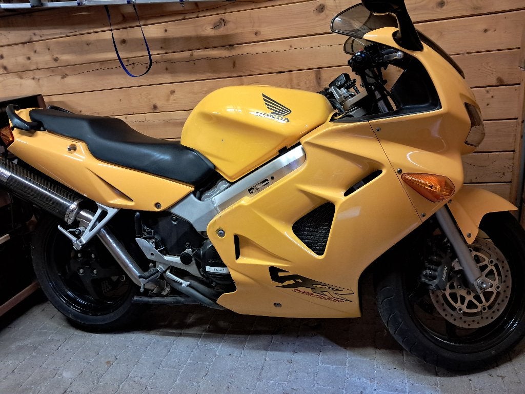 Honda VFR800i, Motoren, 4 cilinders, Gebruikt, Particulier, Meer dan 35 kW