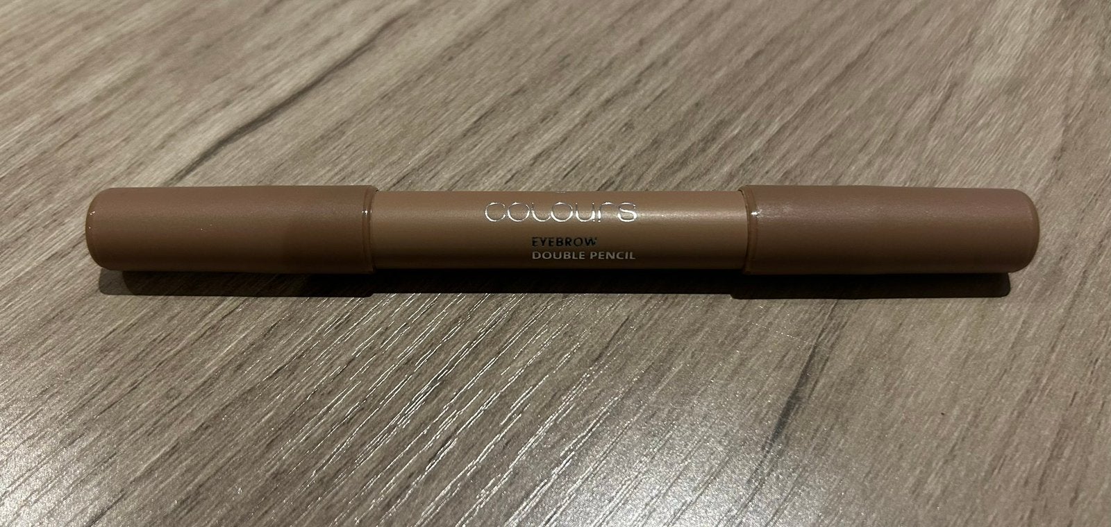 LR Colours Eyebrow Double Pencil, Bijoux, Sacs & Beauté, Beauté | Cosmétiques & Maquillage, Enlèvement ou Envoi, Comme neuf, Maquillage