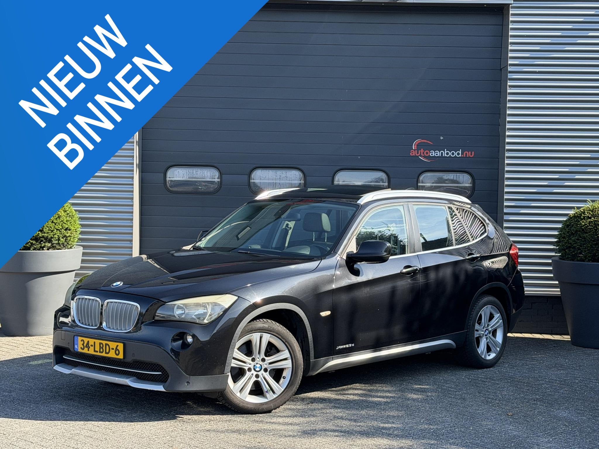BMW X1 xDrive23d Executive | Panoramadak | Lederen Bekleding, Euro 5, Stof, Zwart, 4 cilinders