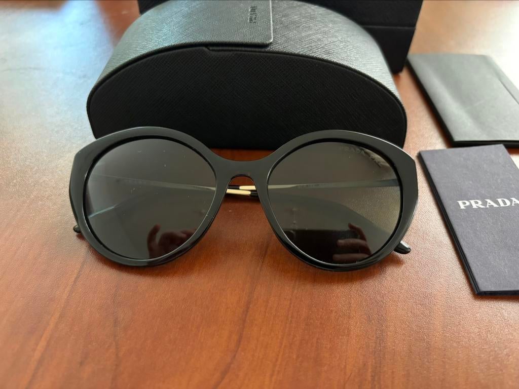 Prada, Enlèvement ou Envoi, Neuf, Noir, Prada