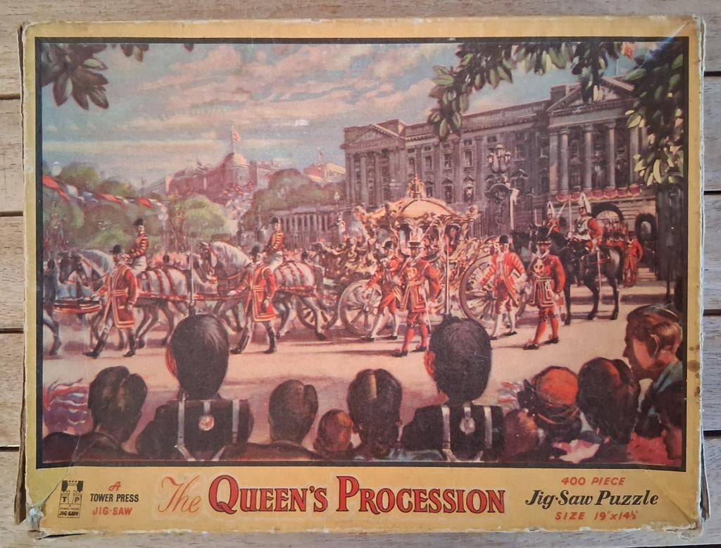 Vintage puzzel - Queen's Procession - 400+ st., Ophalen of Verzenden, Minder dan 500 stukjes, Gebruikt