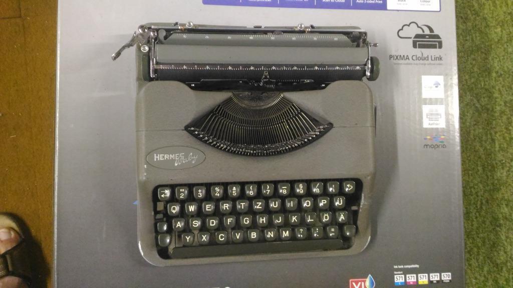 Vintage schrijfmachien jaren '50 Hermes Baby, Ophalen