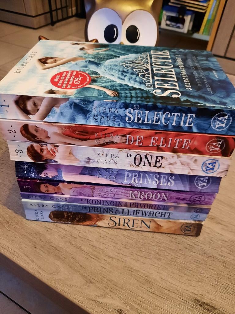 Kiera Cass - De selectie - serie + andere boeken, Boeken, Kinderboeken | Jeugd | 13 jaar en ouder, Ophalen of Verzenden