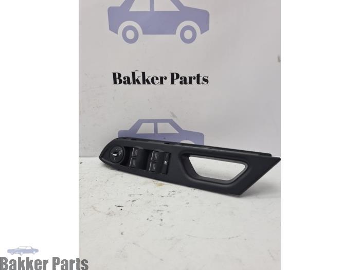 Commutateur vitre électrique d'un Ford B-Max, -, -, 3 mois de garantie, -