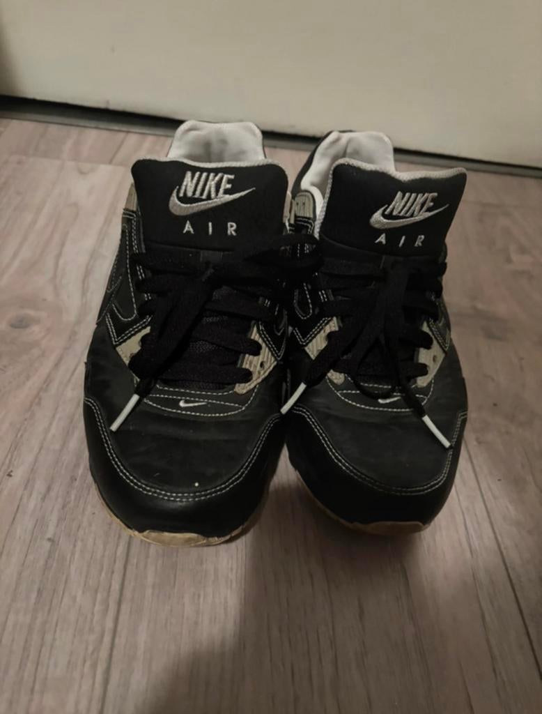 Nike Air Max Skyline en cuir noir taille 40 en très très bon, Enlèvement ou Envoi, Comme neuf, Chaussures