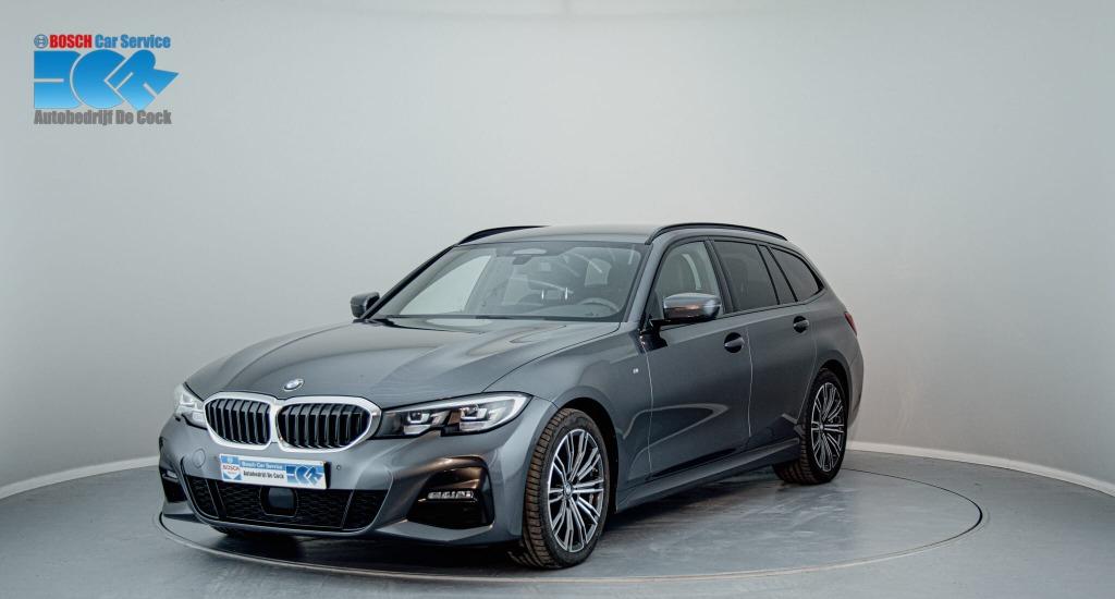 BMW 320d xDrive**VEEL OPTIES** M-PAKKET / TREKHAAK!, Auto's, Automaat, 1995 cc, USB, Bedrijf
