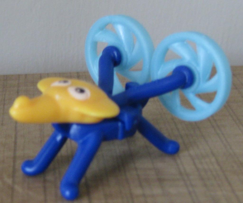 Miniatuurfiguurtje: vliegend diertje met propellers (Kinders, Verzamelen, Ophalen of Verzenden, Zo goed als nieuw