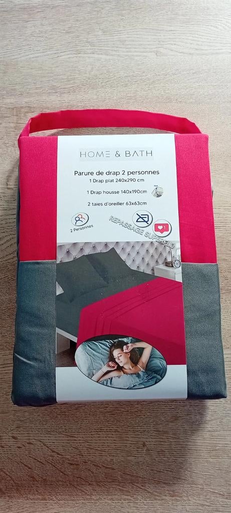 Parure de lit drap housse + drap plat  + 2 taies, Neuf, Drap-housse ou Taie d'oreiller, Enlèvement ou Envoi, Rose