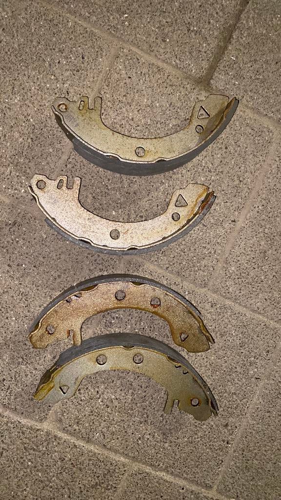 Remschoenen Ford Sierra 1.3/1.6, Ophalen of Verzenden, Ford