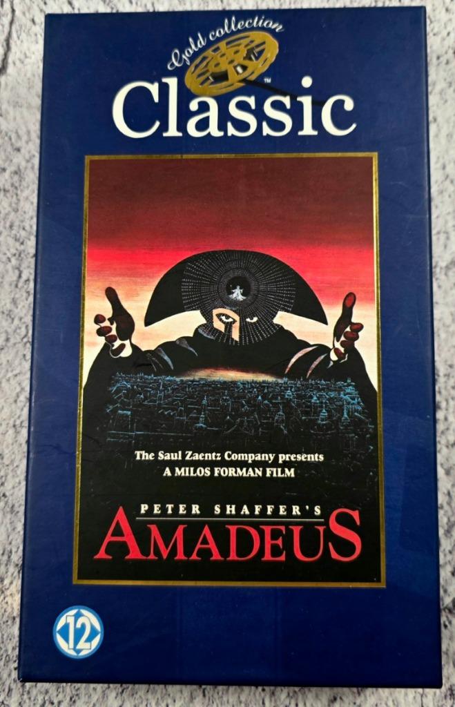 Amadeus (1984) /Cassette VHS (scellée), CD & DVD, VHS | Film, Neuf, dans son emballage, Drame, À partir de 12 ans, Enlèvement ou Envoi
