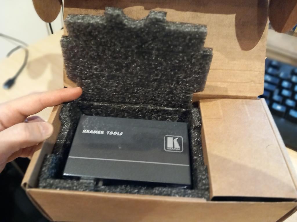 Kramer VP-200k amplificateur vidéo informatique, Enlèvement ou Envoi, Neuf