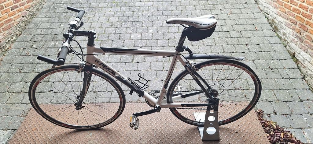 Koersfiets. Maat 54. Weinig gebruikt., Fietsen en Brommers, Ophalen, Zo goed als nieuw