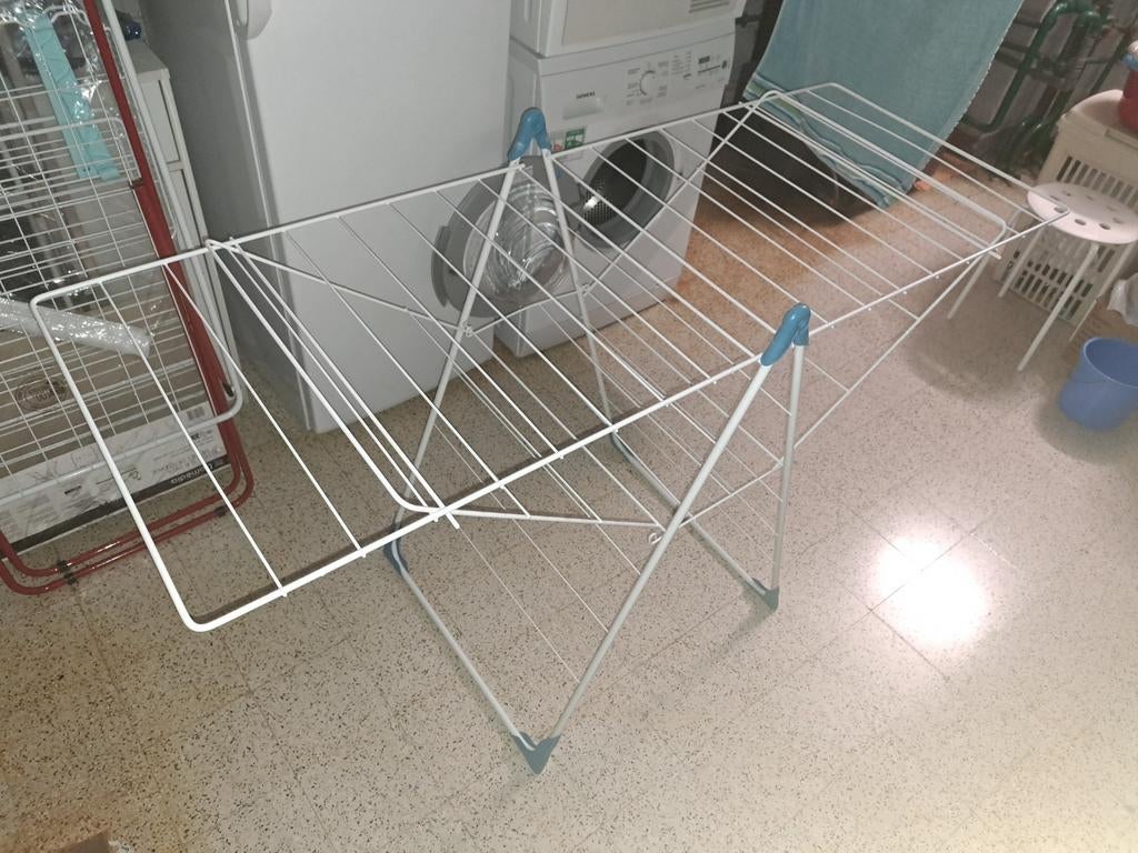 Sèche linge 1m50 sur 55 cm. Très bonne état, Enlèvement ou Envoi, Comme neuf