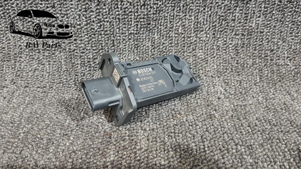 Luchtmassameter BMW F48 F39 F40 G20 G30 G01 G02 G12 8583496, Auto-onderdelen, Motor en Toebehoren, BMW, Mini, Gebruikt, Ophalen of Verzenden