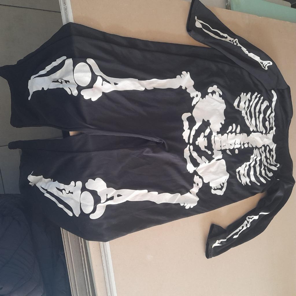 Haloween kostuum, Ophalen, Kostuum