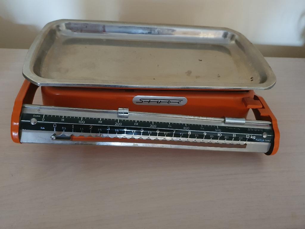 balance vintage de couleur orange max 12 kg année 70, Analogique, Enlèvement ou Envoi, 10 à 50 kg, Balance de cuisine