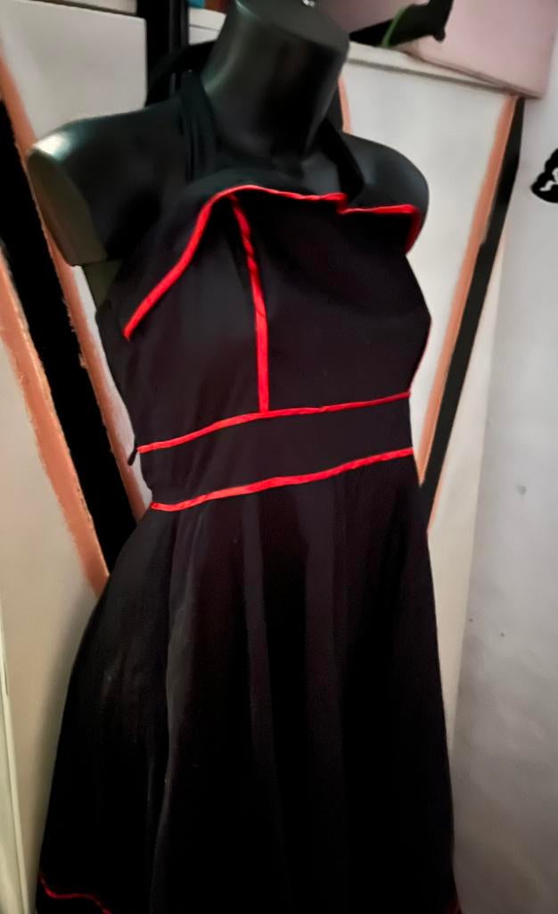 Rockabilly jurk, Overige typen, Zo goed als nieuw, Rood, Ophalen