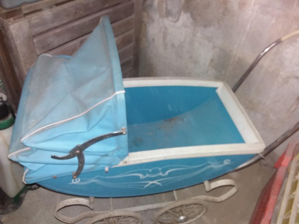 ancienne pousette, Enlèvement