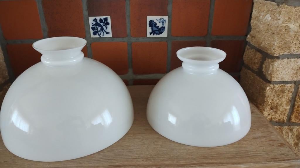 4 lampenkappen in opaline samen 10 eiro, Ophalen