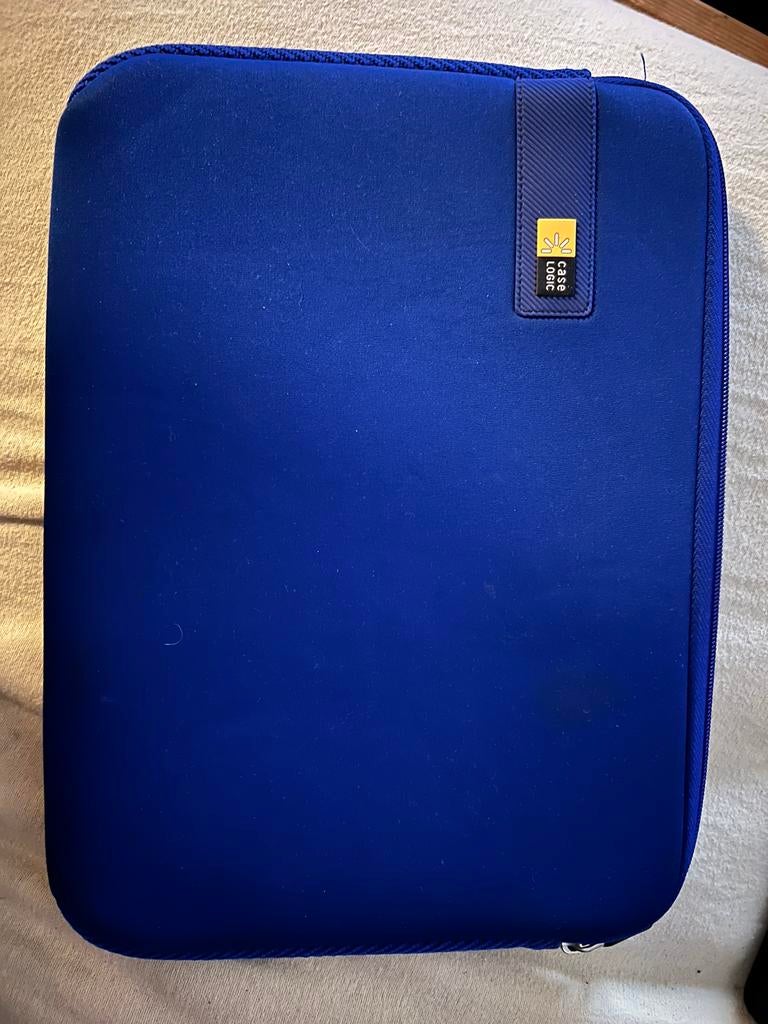 Laptophoes Case Logic 12 inch, Computers en Software, Laptophoezen, Ophalen of Verzenden, Zo goed als nieuw