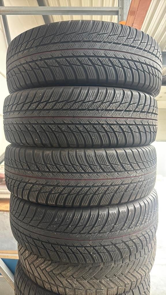 1856515  185/65/15  185/65R15 winter merk Bridgestone, Ophalen