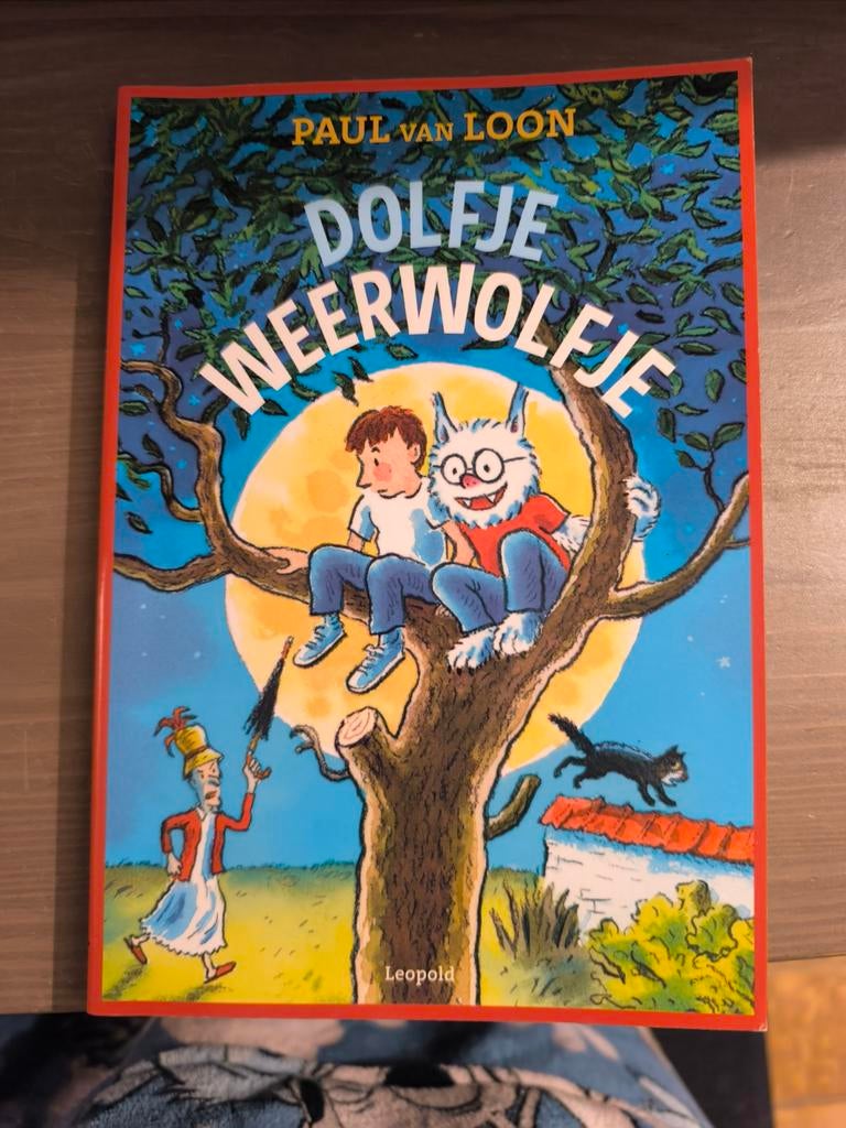 Paul van Loon - Dolfje Weerwolfje, Fictie algemeen, Paul van Loon, Ophalen of Verzenden, Zo goed als nieuw