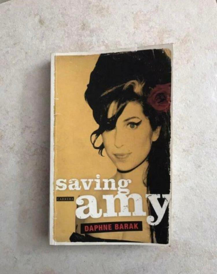 Saving Amy - Daphne Barak, Ophalen of Verzenden, Zo goed als nieuw, Daphne Barak, Personen