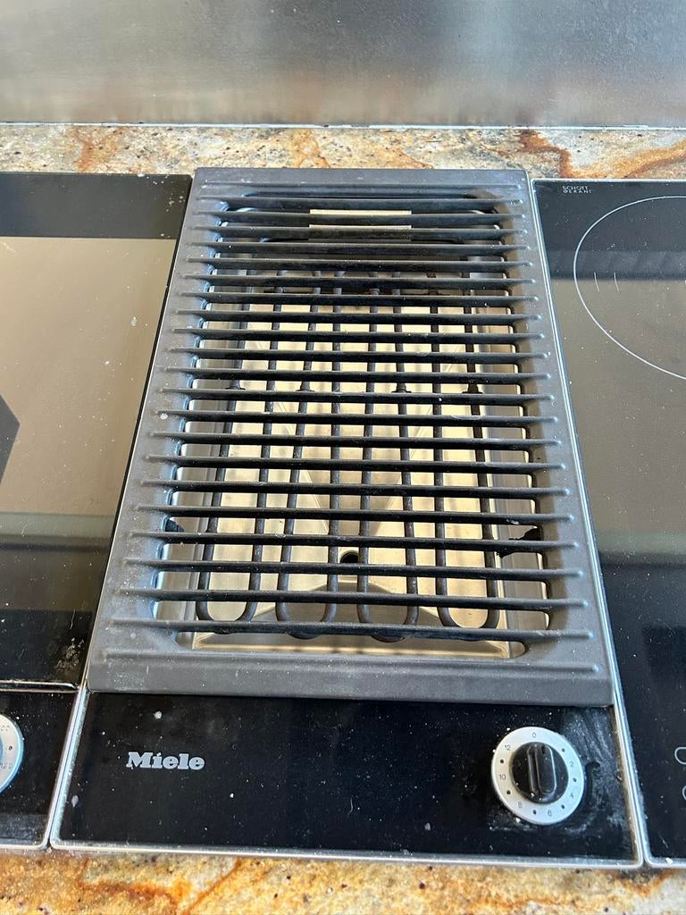 Miele inbouw grill KM411, Ophalen, Gebruikt