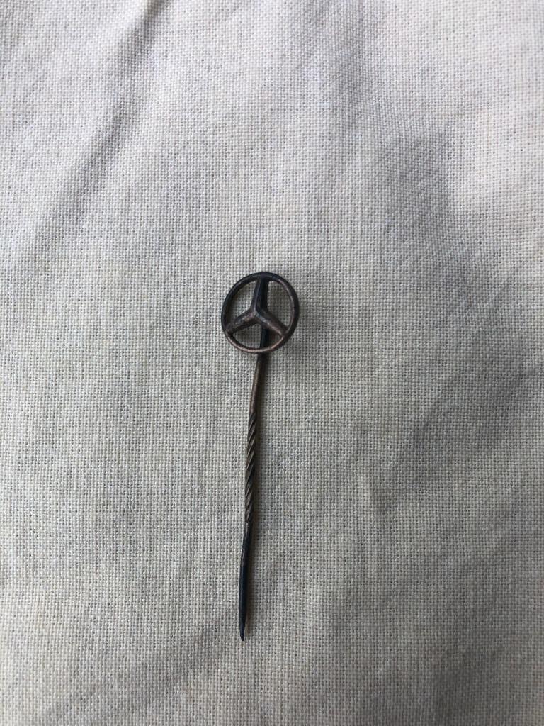 Pins verschillende merken, Verzamelen, Ophalen of Verzenden, Gebruikt, Overige onderwerpen, Speldje of Pin