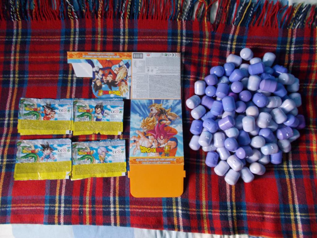 lot de 105 oeufs surprise Dragon Ball Z Super eggs, Enlèvement ou Envoi, Comme neuf, Autres types
