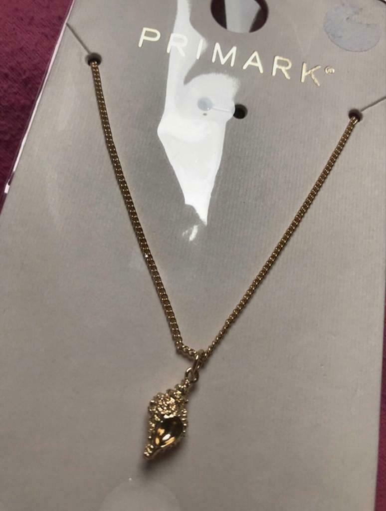 Collier Primark coquillage doré neuf, Neuf