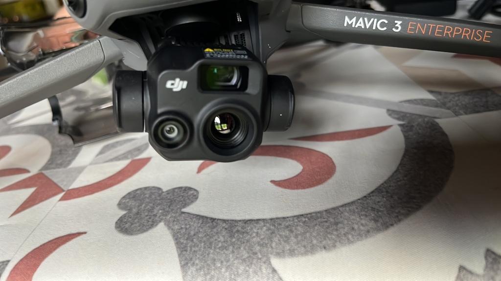 Dji mavic3 thermal   « Vendu - verkocht », 900 g à 4 kg, Qualité supérieure, 1 à 5 km, Comme neuf